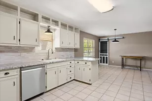 1110 Gifford Dr, Granbury, TX 76048 - Photo 20