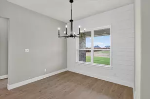 136 Chapowits, Godley, TX 76044 - Photo 14