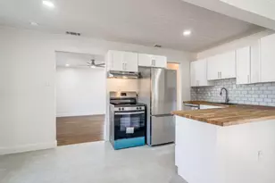 4528 Newman Dr, Haltom City, TX 76117 - Photo 2