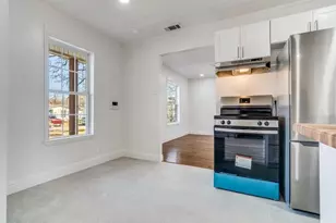 4528 Newman Dr, Haltom City, TX 76117 - Photo 4