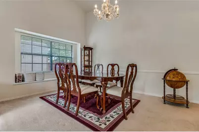 402 Chestnut Drive, Grand Prairie, TX 75052 - Photo 8