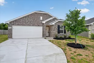 102 Goel St, Greenville, TX 75402 - Photo 1