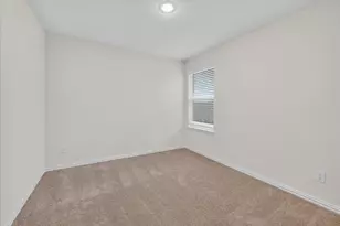 102 Goel St, Greenville, TX 75402 - Photo 8