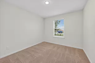 102 Goel St, Greenville, TX 75402 - Photo 6