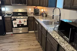 2300 Lyle Ave, Waco, TX 76708 - Photo 12