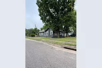 2300 Lyle Avenue, Waco, TX 76708 - Photo 2