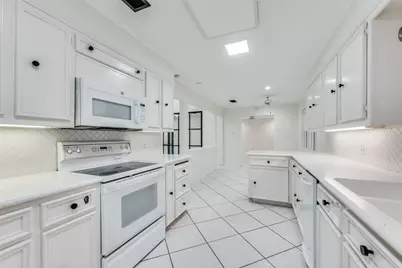 3805 Brookhaven Circle, Fort Worth, TX 76109 - Photo 14