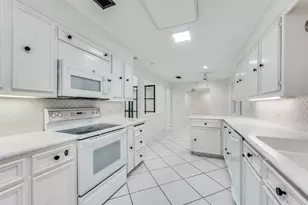 3805 Brookhaven Cir, Fort Worth, TX 76109 - Photo 14