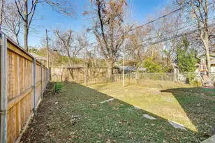 1824 Fairmount Ave, Fort Worth, TX 76110 - Photo 18