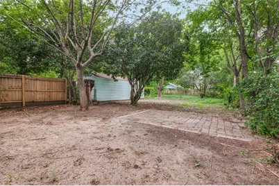 2307 Idaho Avenue, Dallas, TX 75216 - Photo 10