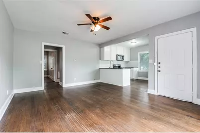 2307 Idaho Avenue, Dallas, TX 75216 - Photo 2