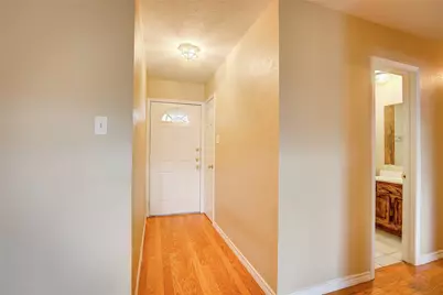 2104 Meadow Dale, Irving, TX 75060 - Photo 4