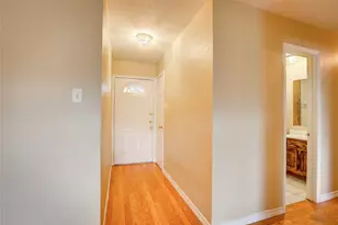2104 Meadow Dale, Irving, TX 75060 - Photo 4