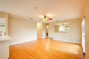 2104 Meadow Dale, Irving, TX 75060 - Photo 8