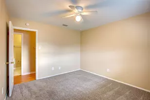 2104 Meadow Dale, Irving, TX 75060 - Photo 22