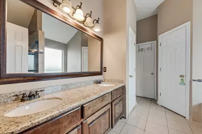 5715 Creekhollow Drive, Arlington, TX 76018 - Photo 26