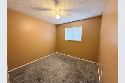 2641 Santa Barbara Drive, Grand Prairie, TX 75052 - Photo 12