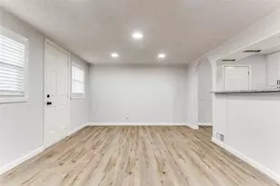 826 Wildgrove Dr, Garland, TX 75041 - Photo 4