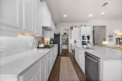 2516 Briarbrook Drive, Denton, TX 76207 - Photo 14