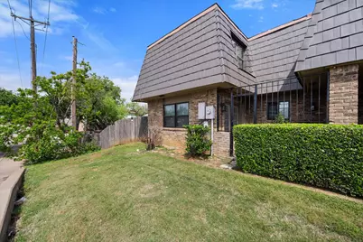 207 E Harwood Road #10, Euless, TX 76039 - Photo 32