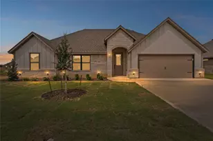 725 Jameson St, Springtown, TX 76082 - Photo 1