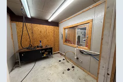 203 N Hampton Road, Crowley, TX 76036 - Photo 16