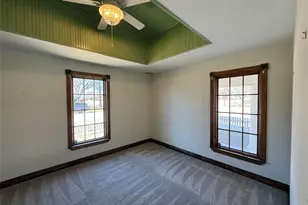202 Throckmorton St, Weatherford, TX 76086 - Photo 12