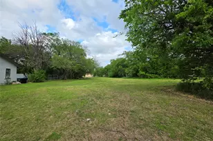 3025 Wellington St, Greenville, TX 75401 - Photo 1