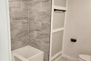 814 S Lyon St, Sherman, TX 75092 - Photo 6