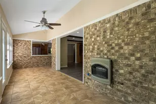 2801 Florence St, Kilgore, TX 75662 - Photo 16