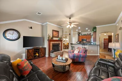 904 Lindstrom Drive, Fort Worth, TX 76131 - Photo 24