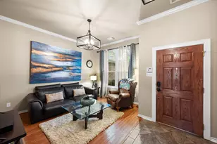 904 Lindstrom Dr, Fort Worth, TX 76131 - Photo 10