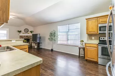 301 Wintergreen Court, Weatherford, TX 76085 - Photo 6