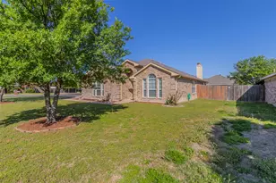 301 Wintergreen Ct, Weatherford, TX 76085 - Photo 22