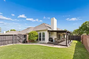 7703 Worthing St, Dallas, TX 75252 - Photo 18