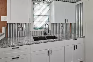 265 W Shirley St, Stephenville, TX 76401 - Photo 6