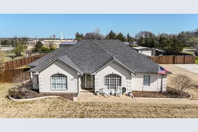 514 Preston Drive, Pottsboro, TX 75076 - Photo 1