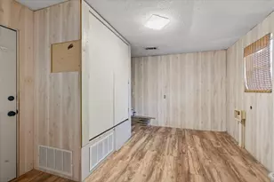 325 Lincoln St, Trinidad, TX 75163 - Photo 10