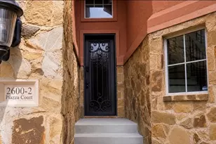 2600 Piazza Ct, Grand Prairie, TX 75054 - Photo 2