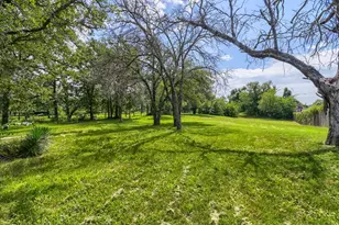 152 Howard Newby Ln, Springtown, TX 76082 - Photo 26