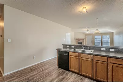 1311 Chapman Drive, Lancaster, TX 75134 - Photo 6