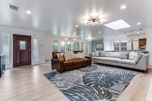 7637 La Risa Dr, Dallas, TX 75248 - Photo 2