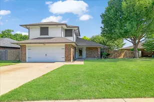 364 La Quinta Circle S, Keller, TX 76248 - Photo 1