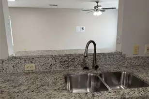 1728 McBroom St, Dallas, TX 75212 - Photo 10