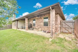 1675 Potomac Dr, Burleson, TX 76028 - Photo 34