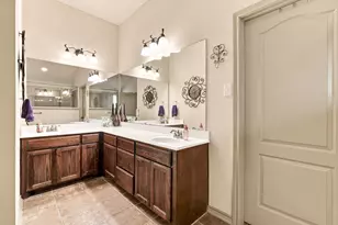 1675 Potomac Dr, Burleson, TX 76028 - Photo 16