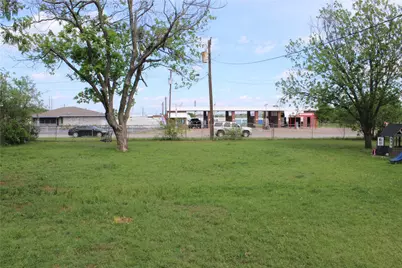 209 Pennsylvania Avenue, Graham, TX 76450 - Photo 24