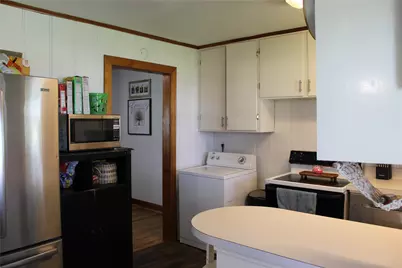209 Pennsylvania Avenue, Graham, TX 76450 - Photo 8