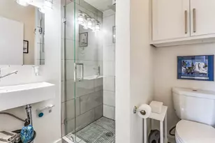 3922 Gilbert Ave, Dallas, TX 75219 - Photo 20