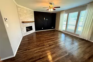 1306 Webb Ferrell Rd S, Arlington, TX 76002 - Photo 4